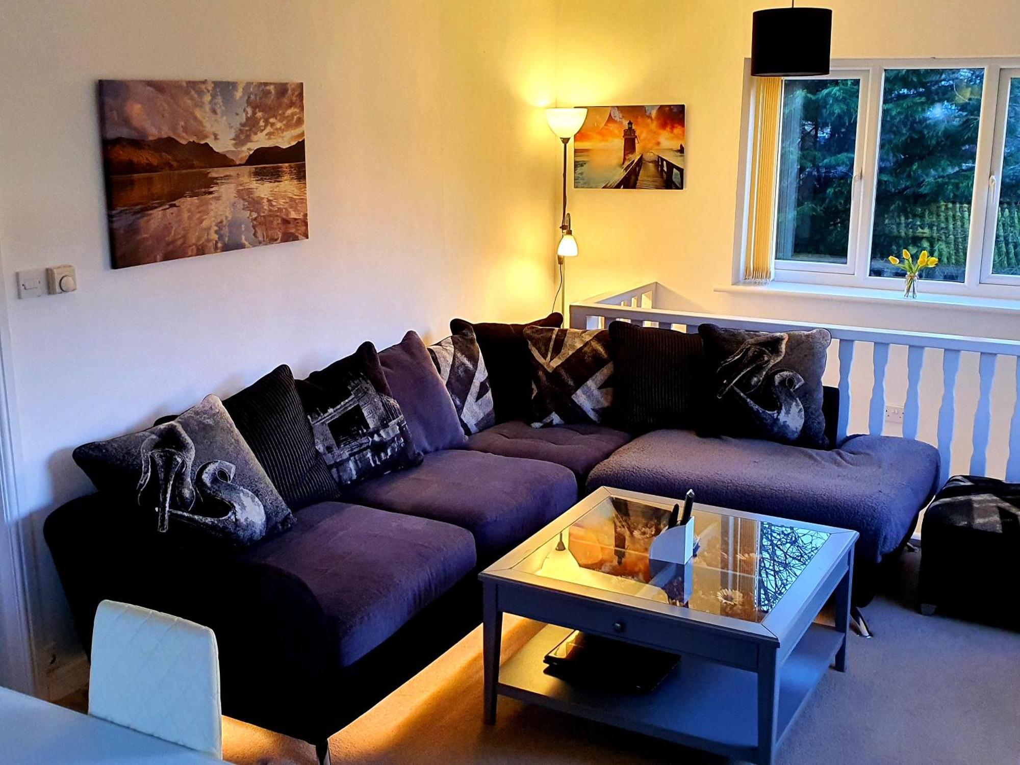 Idyllic 2 Bedroom Self-Contained Upsidedown Annexe Llandrindod Wells Exteriör bild