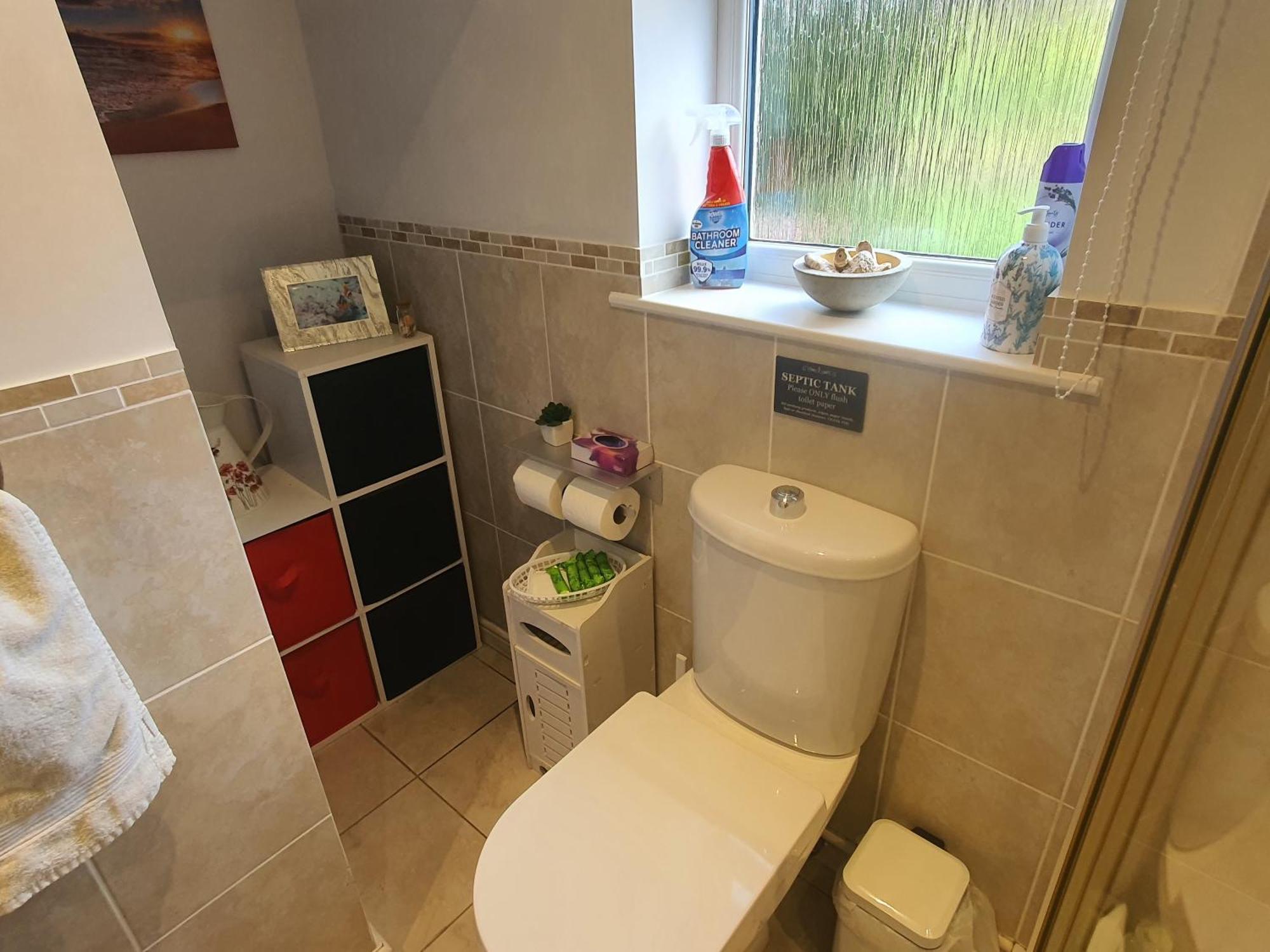 Idyllic 2 Bedroom Self-Contained Upsidedown Annexe Llandrindod Wells Exteriör bild